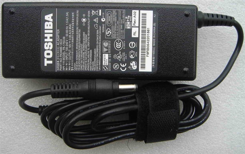 AC Adapter TOSIBA 19V4.74A (D&#249;ng cho c&#225;c d&#242;ng Satellite, Satellite Pro, Tecra, Portege)